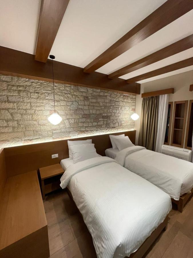 Palorto Hotel Gjirokastër Exterior foto