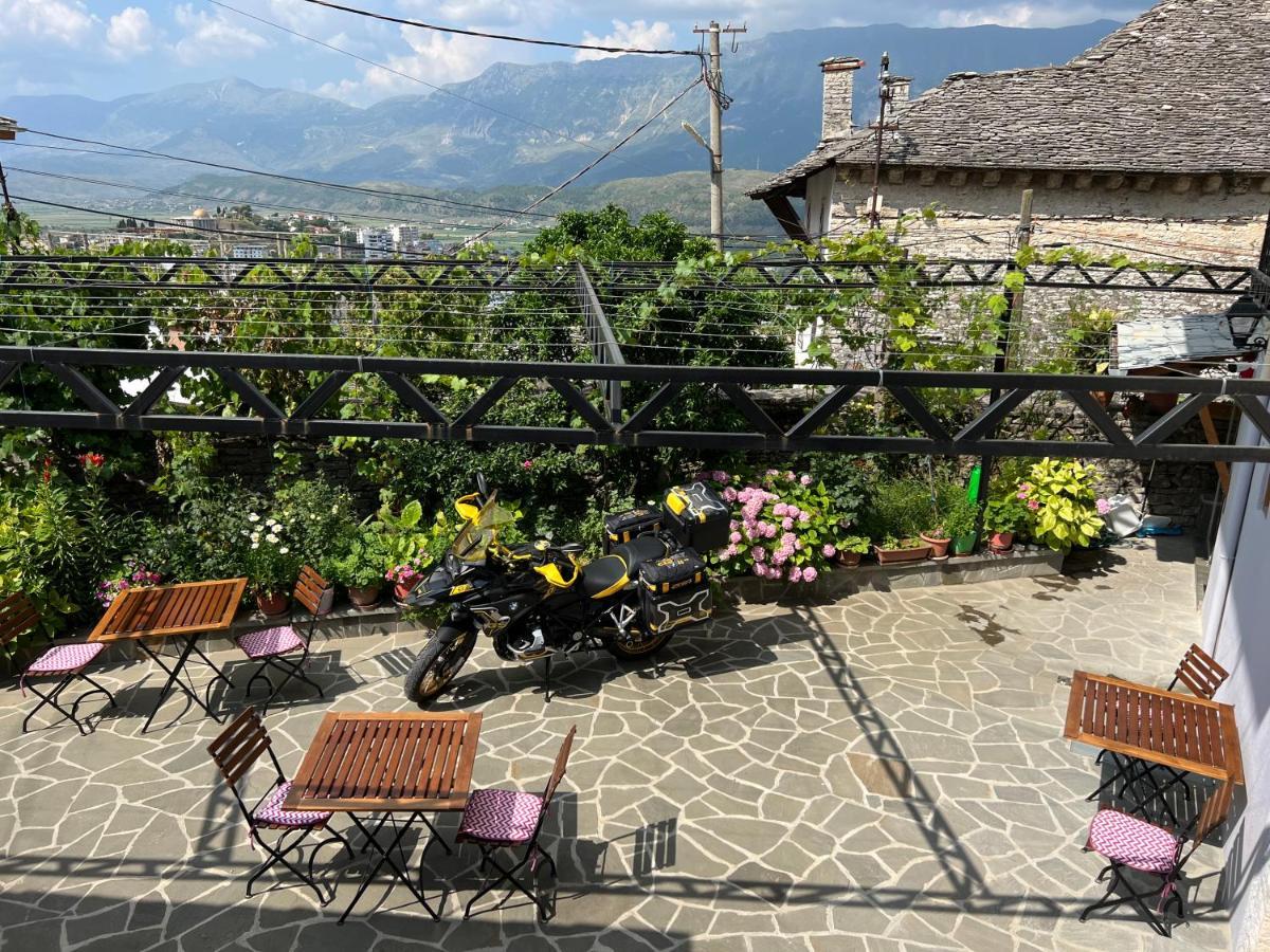Palorto Hotel Gjirokastër Exterior foto